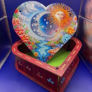 ✨🌙 Celestial Dreams Heart Treasure Box ☀️✨